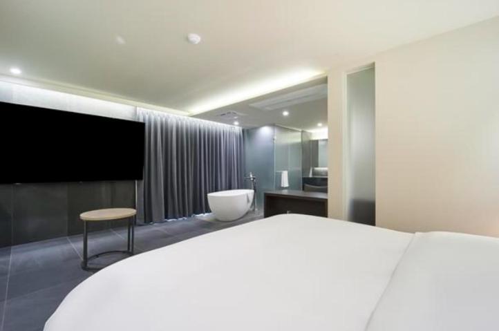 Hotel Tara *